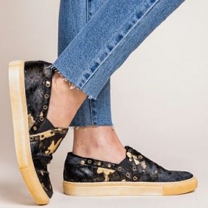 Noella Black/Gold Genuine Calf Hair Sneakers By Chocolat Blu Size 37 6.5…